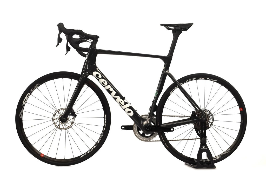 Cervélo Soloist – Vélo de Route Carbone SRAM Rival eTap AXS 12v