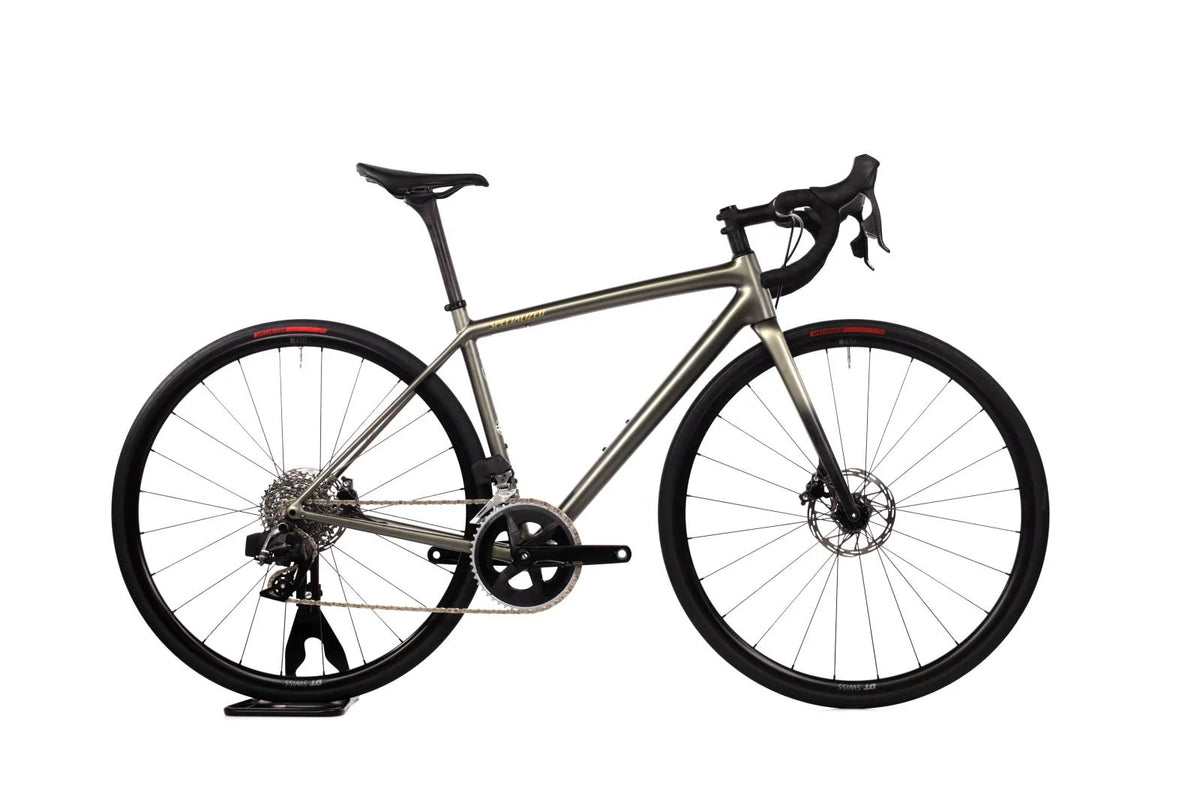 Specialized Aethos Comp – Vélo de Route Carbone SRAM Rival eTap AXS 12v