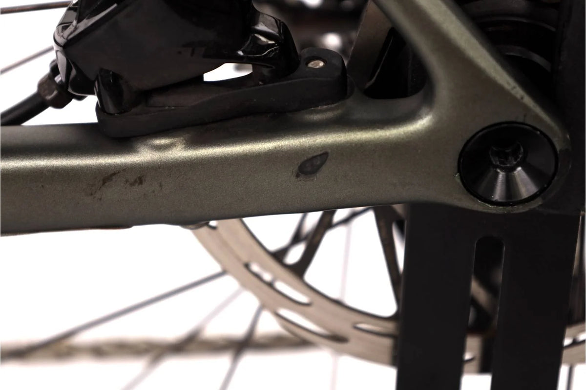Specialized Aethos Comp – Vélo de Route Carbone SRAM Rival eTap AXS 12v