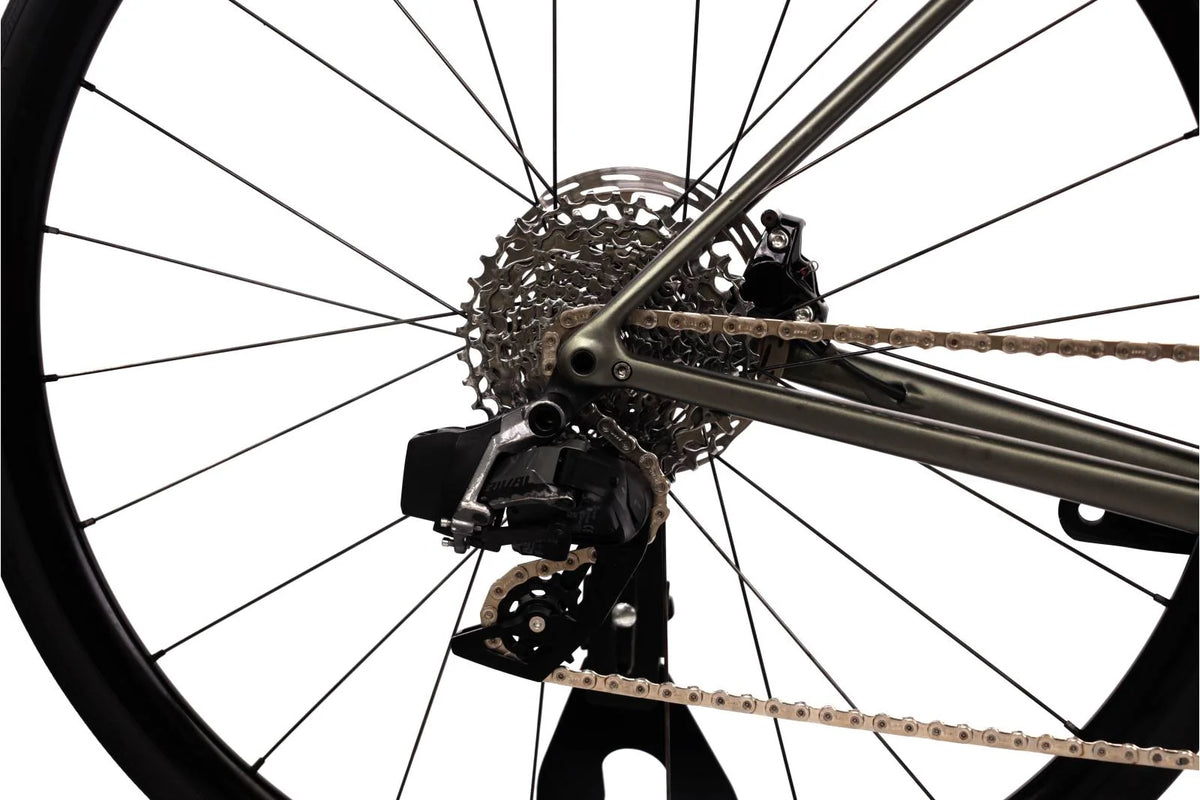 Specialized Aethos Comp – Vélo de Route Carbone SRAM Rival eTap AXS 12v