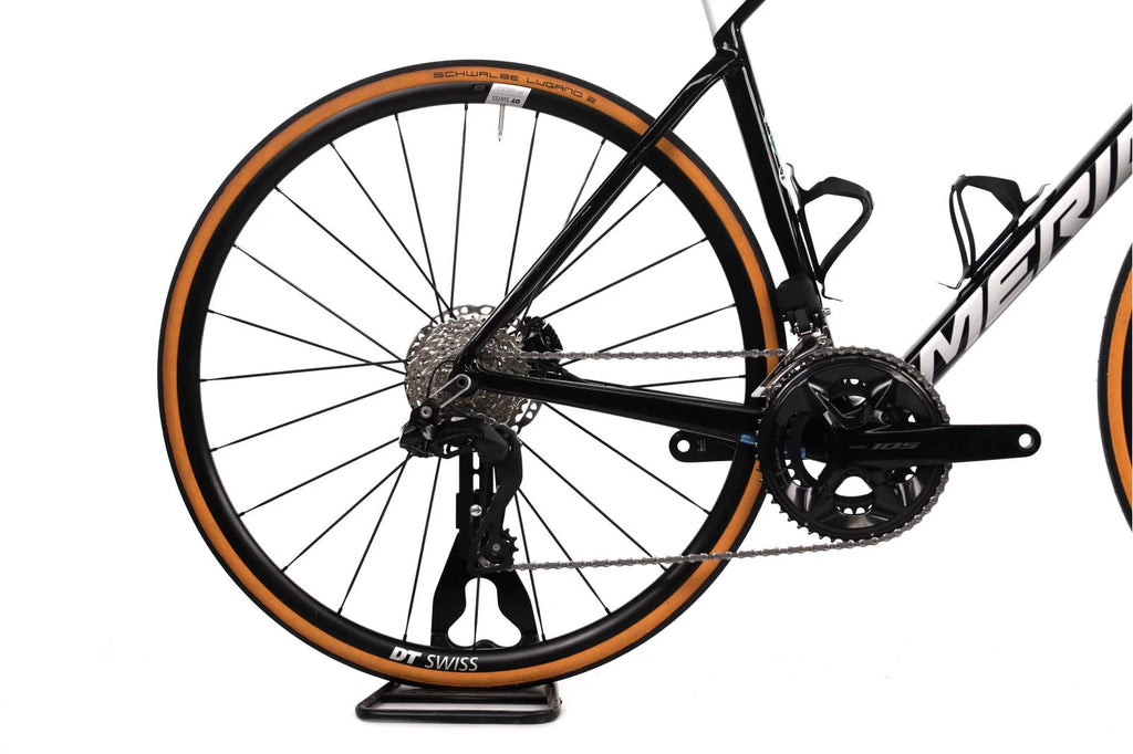 Merida Scultura 6000 – Vélo de Route Carbone Shimano 105 Di2 12v