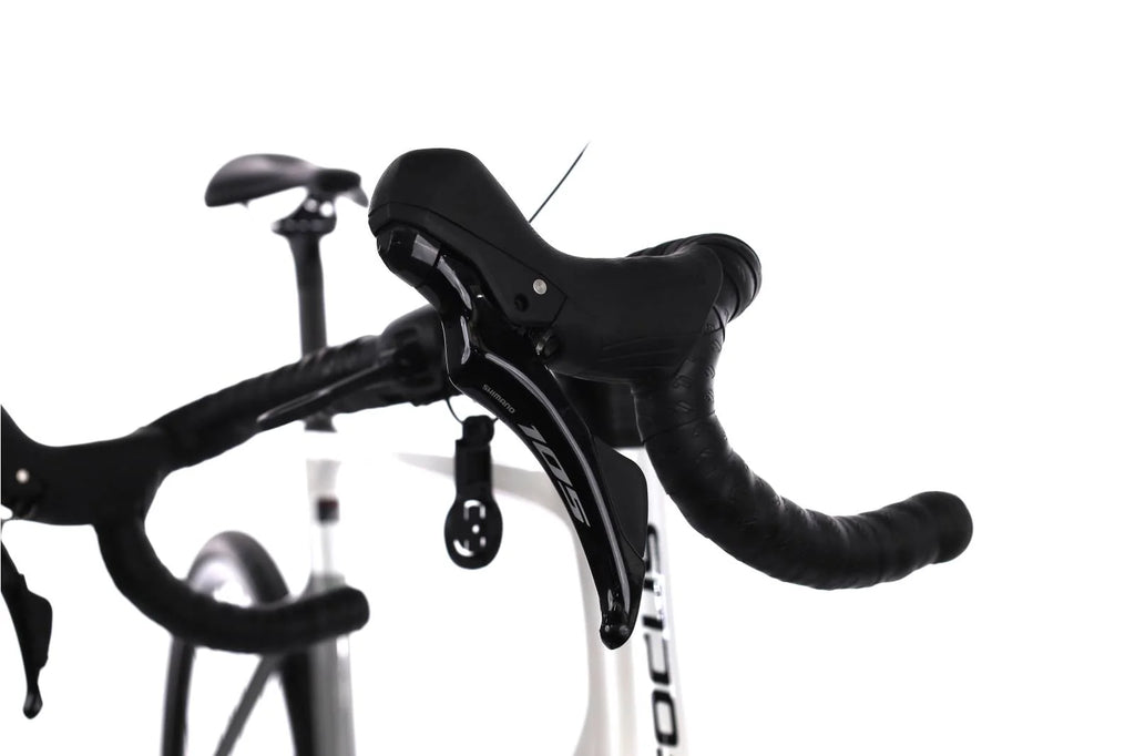 Focus Paralane 8.7 – Vélo de Route Carbone Shimano 105 Disque – Taille XL