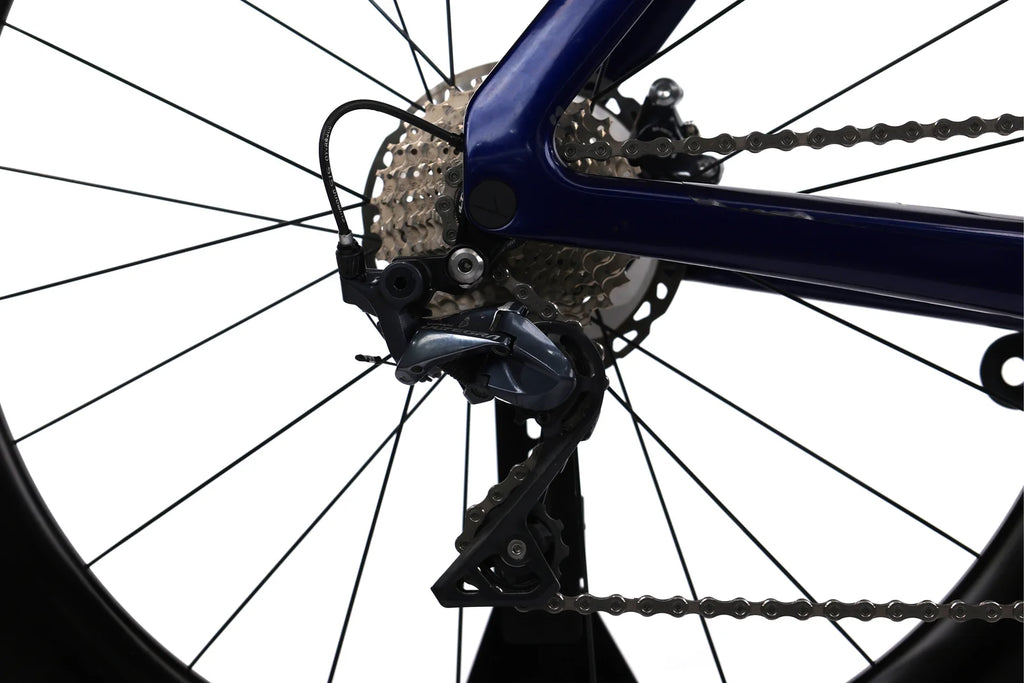 Canyon Aeroad CF – Vélo de Route Aéro Carbone Shimano Ultegra Disque – Taille 59