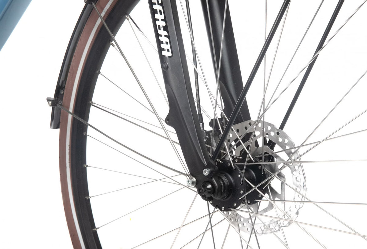 Vélo de Ville Électrique Bicyklet Camille Shimano Acera/Altus 8V 504Wh 700mm Bleu