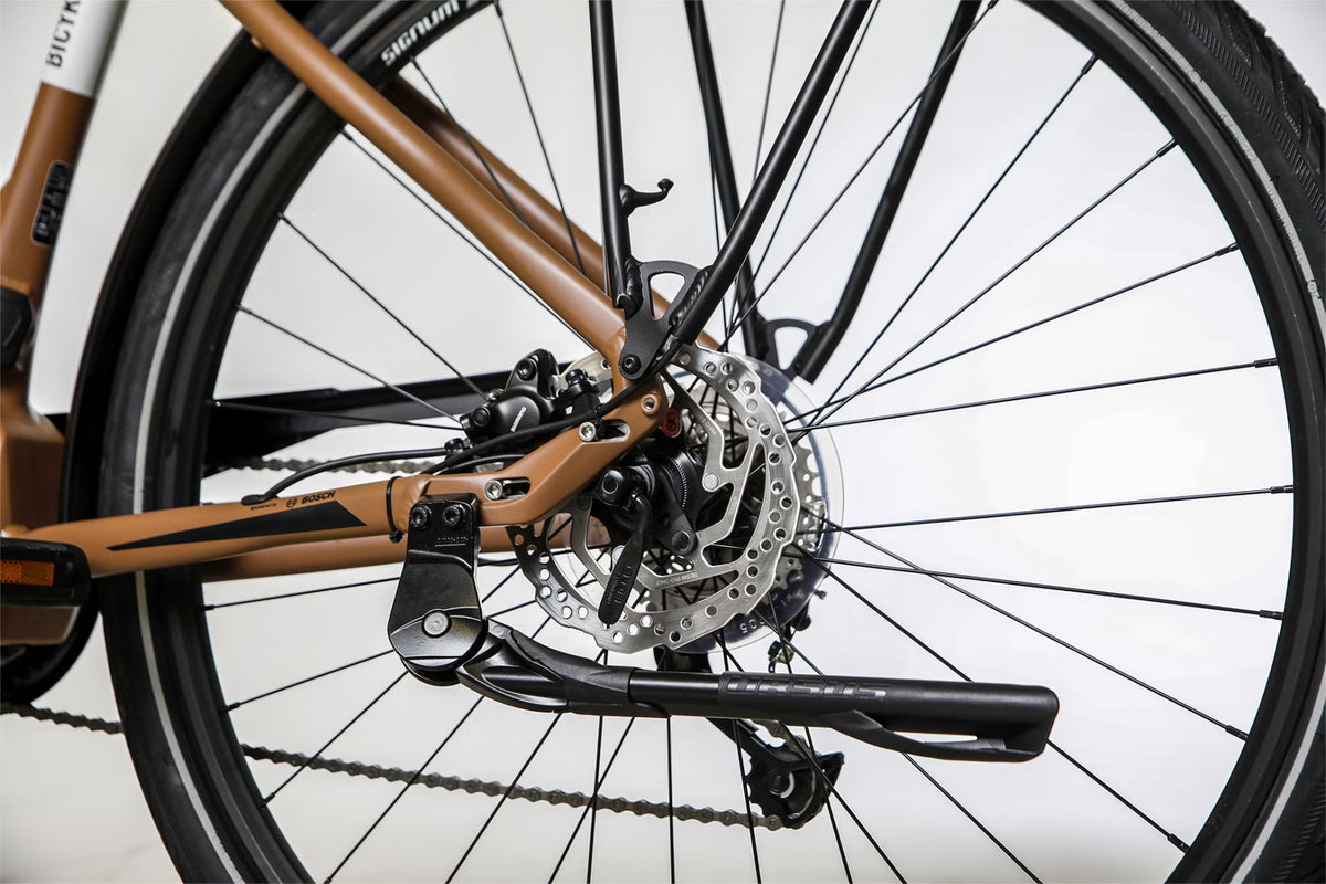 Vélo de Ville Électrique Bicyklet Victoire Shimano Alivio 9V 400Wh 700mm Marron