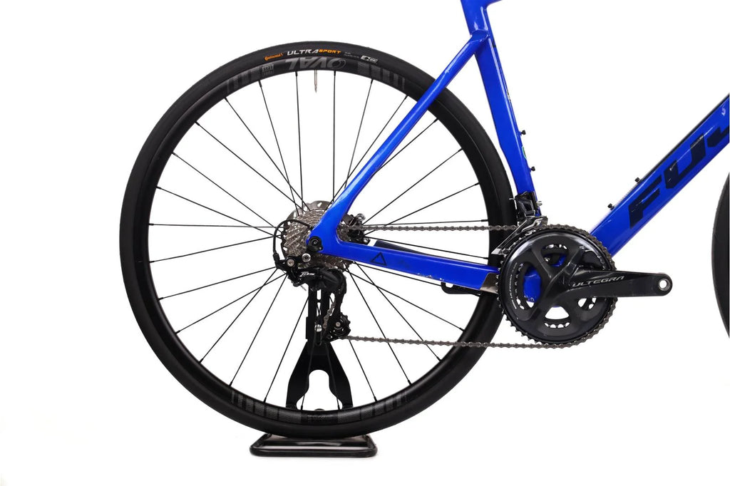 Fuji Transonic 2.3 – Vélo de Route Aéro Carbone Shimano 105/Ultegra Disque – Taille 58