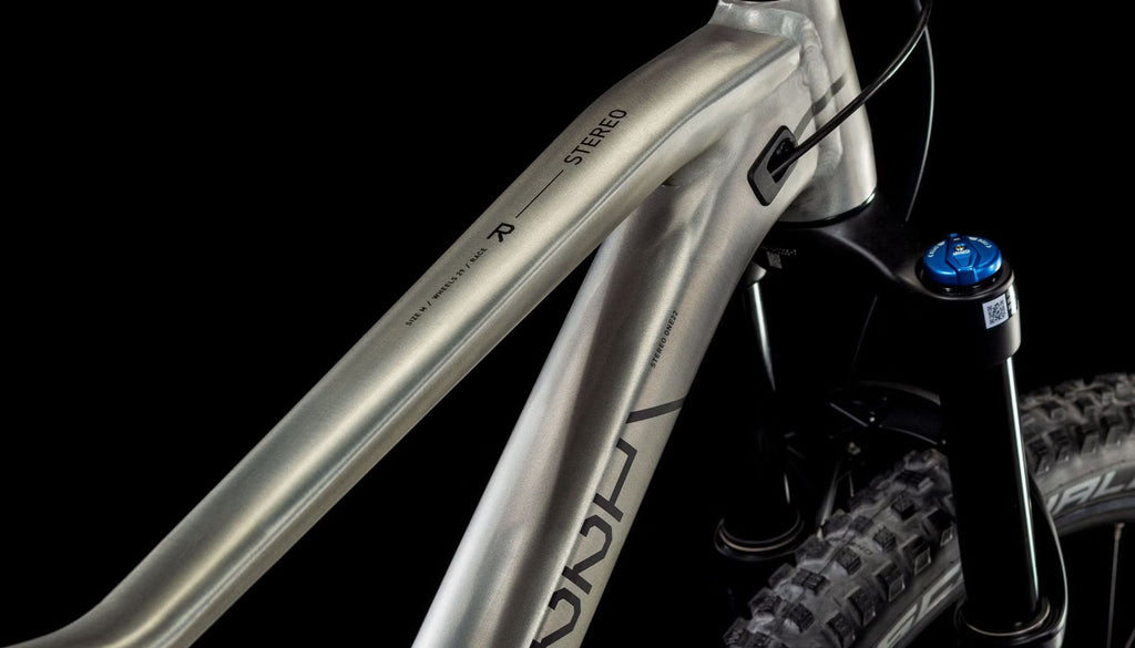 VTT Tout-Suspendu Cube Stereo One22 Race – Shimano XT 12V, Fox 34 Float 130mm, 29'' Argent Raw Metal 2025