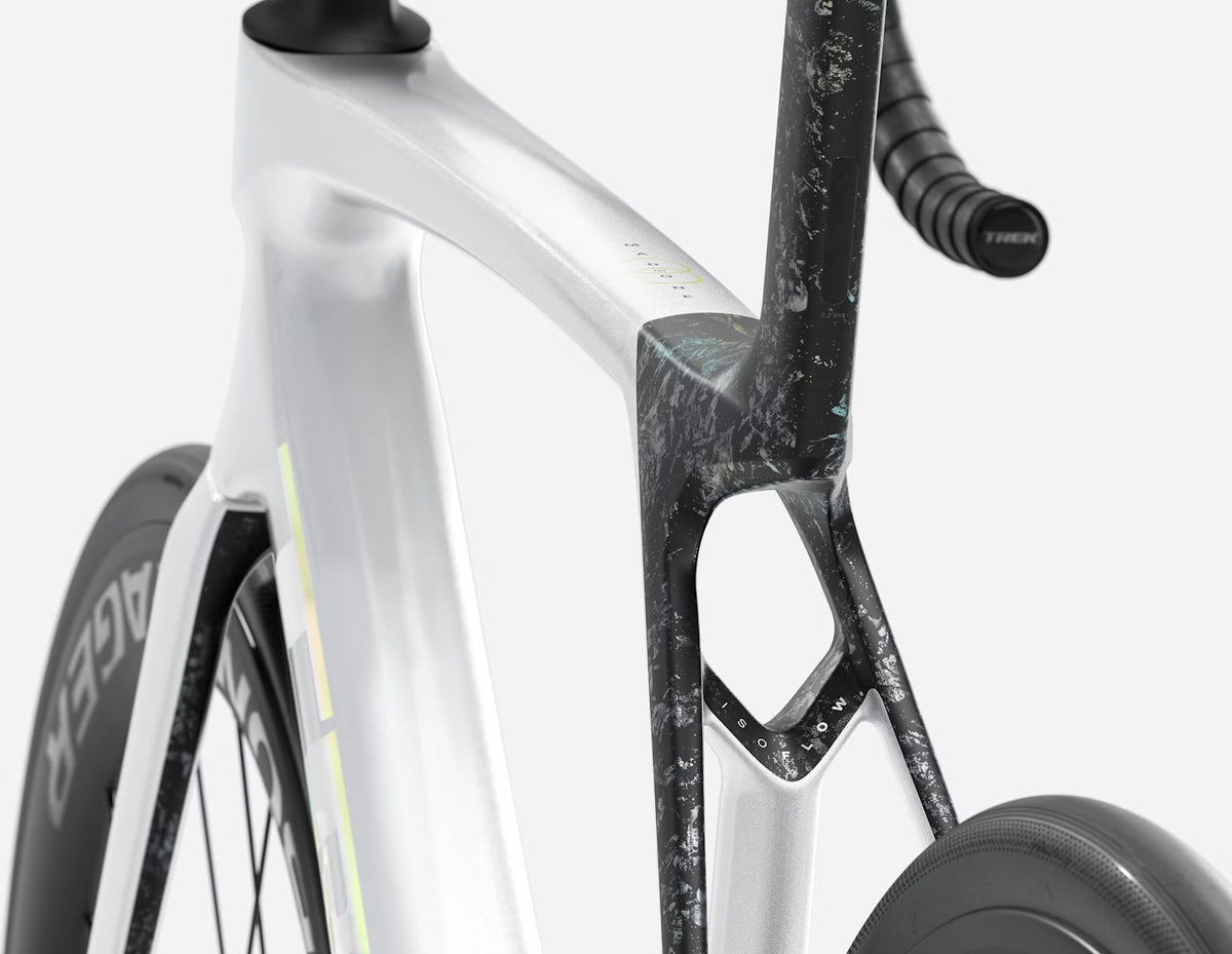 Vélo de Route Trek Madone SL 6 Shimano 105 Di2 12V 700 mm Blanc Gén. 8