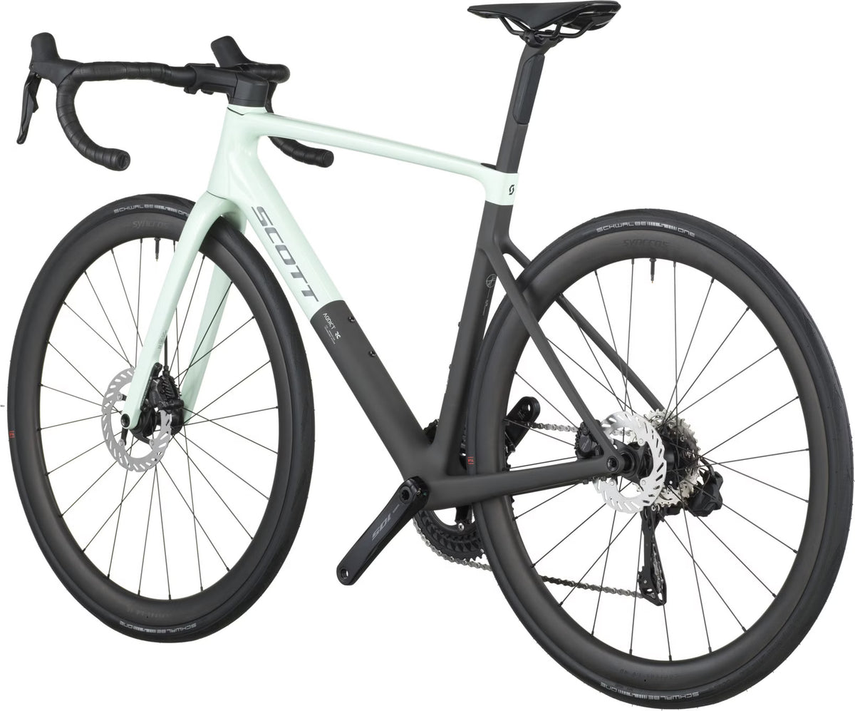 Vélo de Route Scott Addict RC 30 Shimano 105 Di2 12V 700 mm Vert/Noir 2026