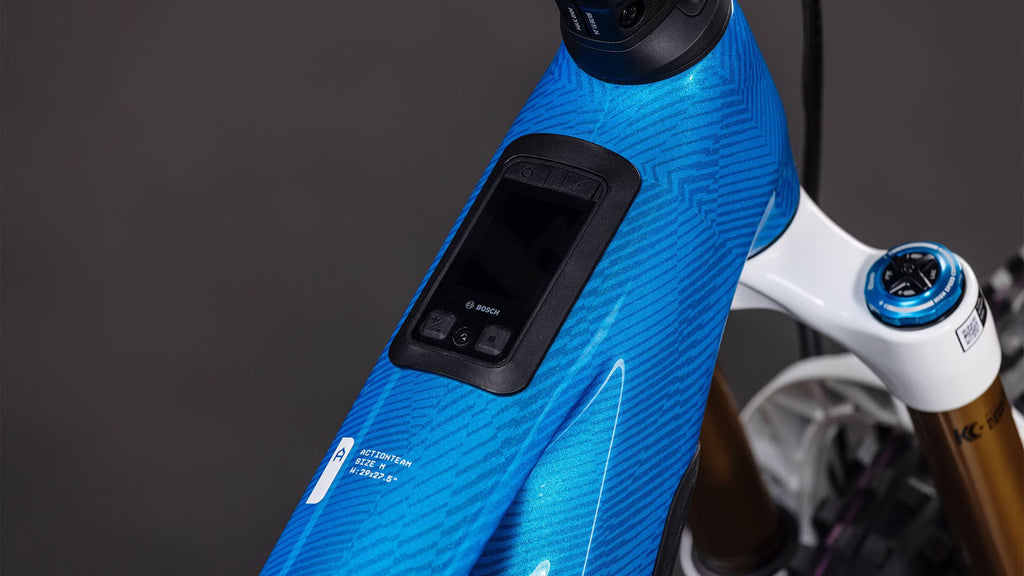 Cube Stereo Hybrid One77 HPC AT 800 – VTT Électrique Carbone Bosch 800Wh 120 Nm Shimano XT Di2 Mullet 29"/27.5" – Bleu Actionteam 2026