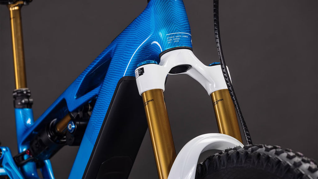 Cube Stereo Hybrid One77 HPC AT 800 – VTT Électrique Carbone Bosch 800Wh 120 Nm Shimano XT Di2 Mullet 29"/27.5" – Bleu Actionteam 2026