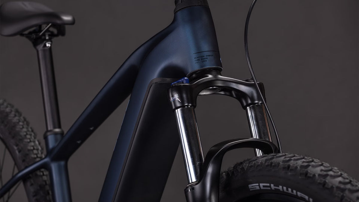 VTT Électrique Cube Reaction Hybrid Performance 600 – Bosch Performance Line 75Nm, 600Wh, Shimano Cues 9V, 29'' Bleu Indigo 2026