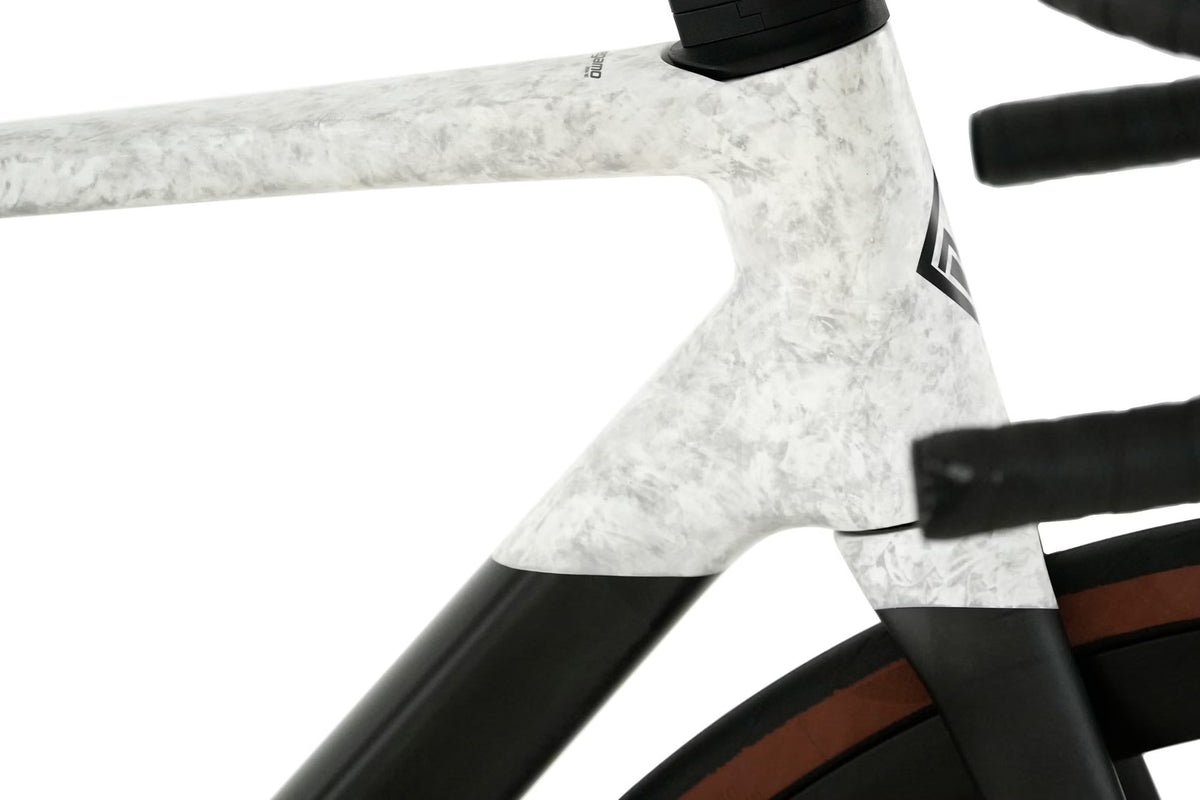 Vélo de Route Megamo Raise 05 CW Shimano Ultegra Di2 12V 700 mm Noir/Gris/Blanc 2026