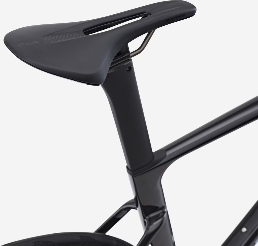 Vélo de Route Van Rysel RCR Pro Combo Deda x Van Rysel Shimano Ultegra Di2 12V 700 mm Bleu/Noir