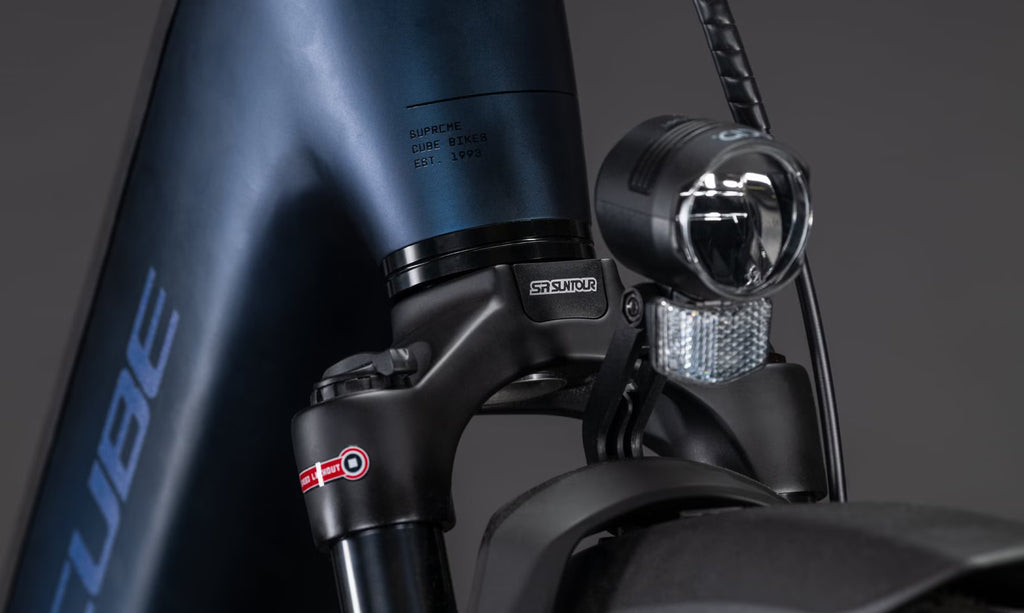 Vélo de Ville Électrique Cube Supreme Hybrid Deluxe One 600 Easy Entry Shimano Nexus 5V Courroie 600Wh Bleu Indigo 2026